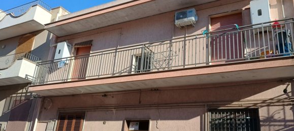 Квартира с 3 спальнями в Сан Джорджо Йонико, Италия № 358400 48