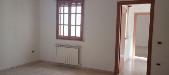 Квартира с 3 спальнями в Сан Джорджо Йонико, Италия № 358400 13