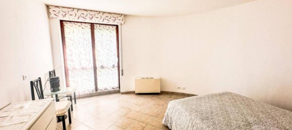 2 rooms Apartment in Gardone Riviera, Italy No. 40376 9