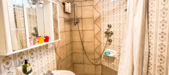 2 rooms Apartment in Gardone Riviera, Italy No. 40376 8