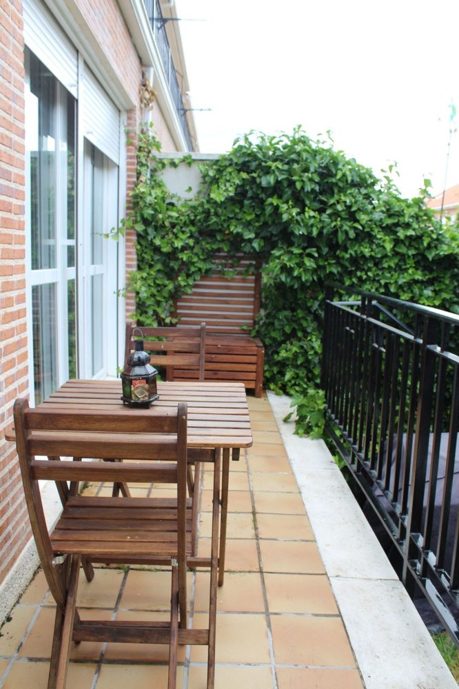 Casa de 4 dormitorios en Villanubla, Spain No. 203008