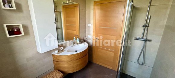 Dúplex de 2 dormitorios en Preganziol, Italy No. 282081 8