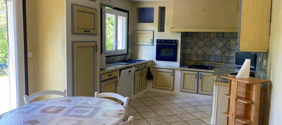 4 bedrooms House in La Ferte-sous-Jouarre, France No. 169579 4