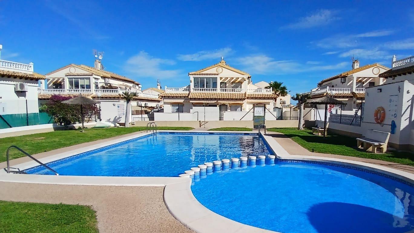 2 غرف نوم بنتهاوس في La Florida, Spain رقم 366329