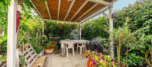 3 rooms Duplex in Reggio Emilia, Italy No. 268979 2