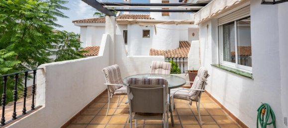 2 bedrooms Penthouse in Marbella, Spain No. 185421 2