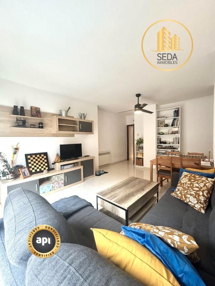 3 bedrooms Apartment in Sabadell, Spain No. 136472