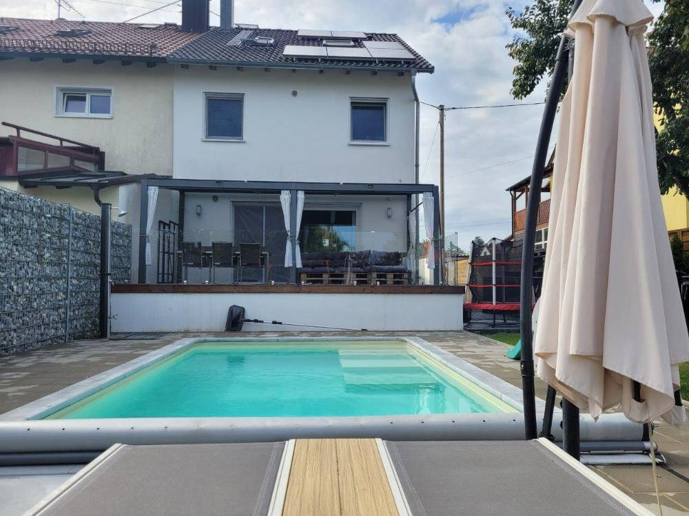 5غرفة تاون هاوس في Aichach-Friedberg, Germany رقم 370290