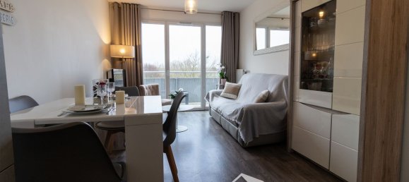 Apartamento de 1 dormitorio en Jouy-le-Moutier, France No. 164466 3