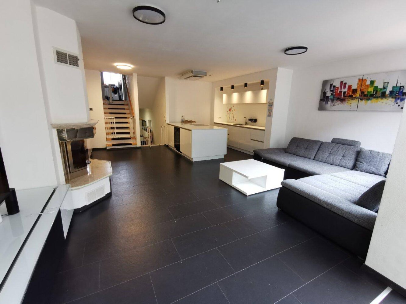 Таунхаус с 5 комнатами в Клоштернойбург, Австрия № 139686