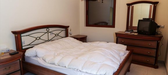 Propiedad comercial de 4 dormitorios en Malesina, Greece No. 4868 18