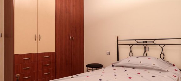 Propiedad comercial de 4 dormitorios en Malesina, Greece No. 4868 17