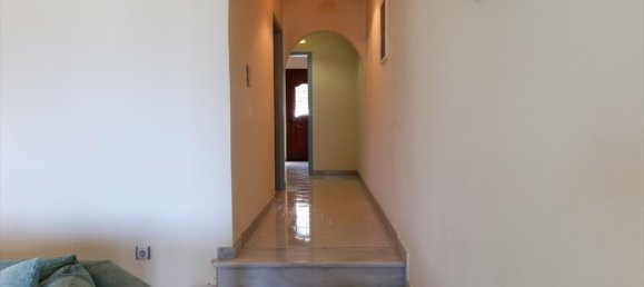 Propiedad comercial de 4 dormitorios en Malesina, Greece No. 4868 15