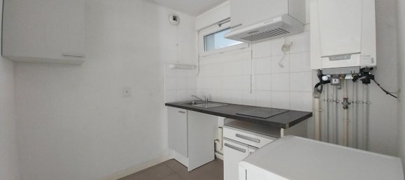 Apartamento de 1 dormitorio en Cenon, France No. 114356 3