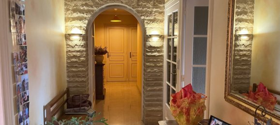 Casa de 3 dormitorios en Arnas, France No. 200133 6