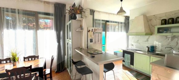 6 rooms Apartment in Bologna, Italy No. 17854 18