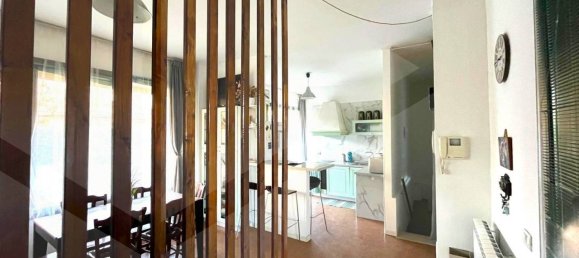 6 rooms Apartment in Bologna, Italy No. 17854 20