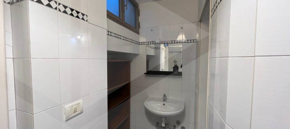 6 rooms Apartment in Bologna, Italy No. 17854 30