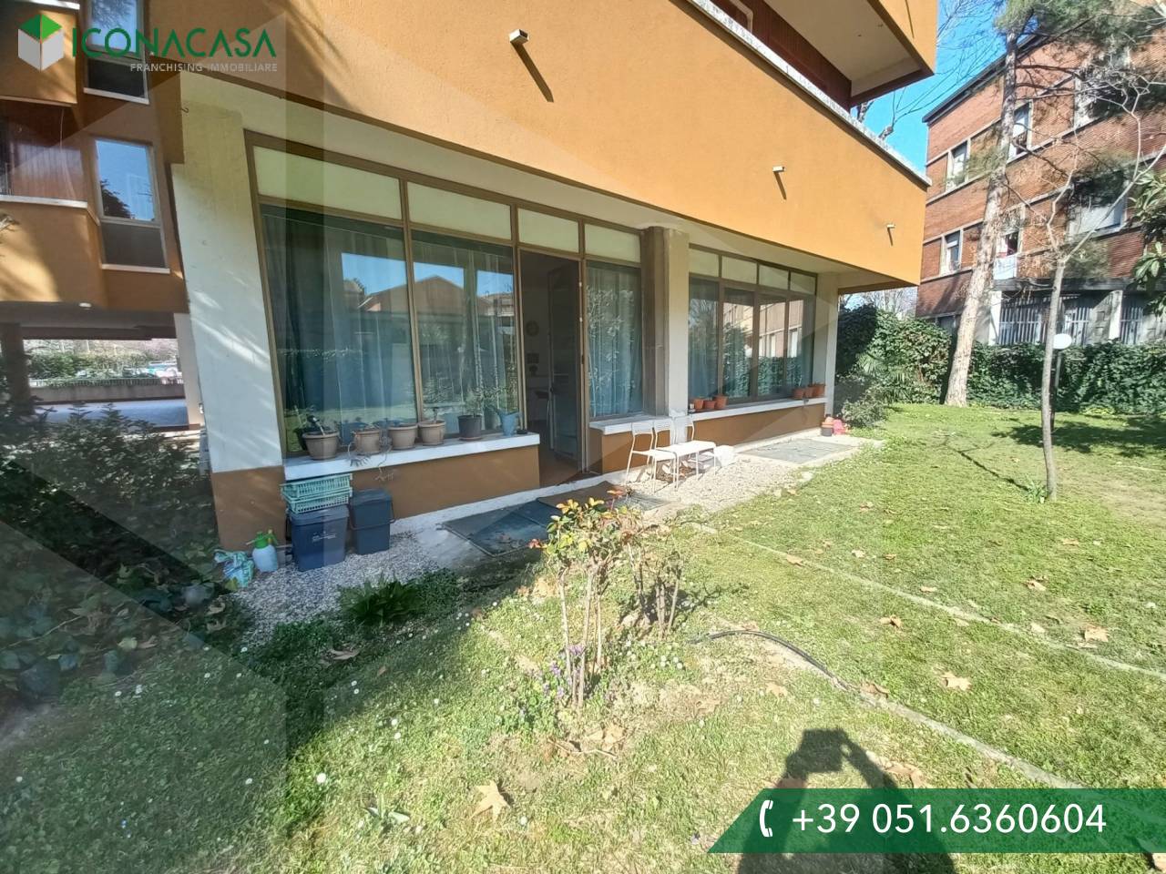 6 rooms Apartment in Bologna, Italy No. 17854