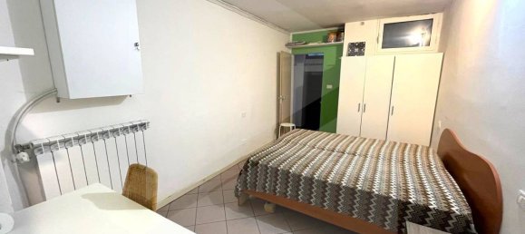 6 rooms Apartment in Bologna, Italy No. 17854 36
