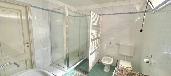 6 rooms Apartment in Bologna, Italy No. 17854 32