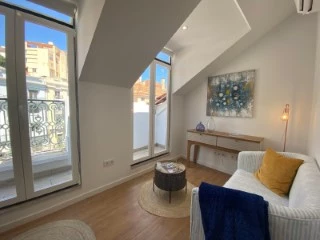 Квартира с 2 спальнями в Лиссабон, Португалия № 33255