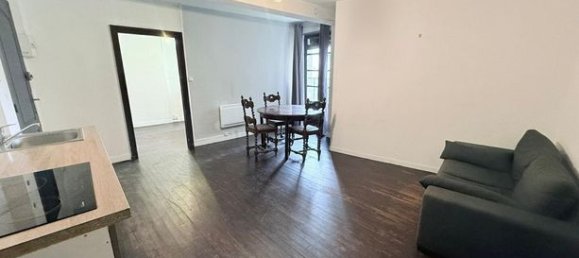 3 Schlafzimmer Gebäude in Poitiers, France, Nr. 315871 5