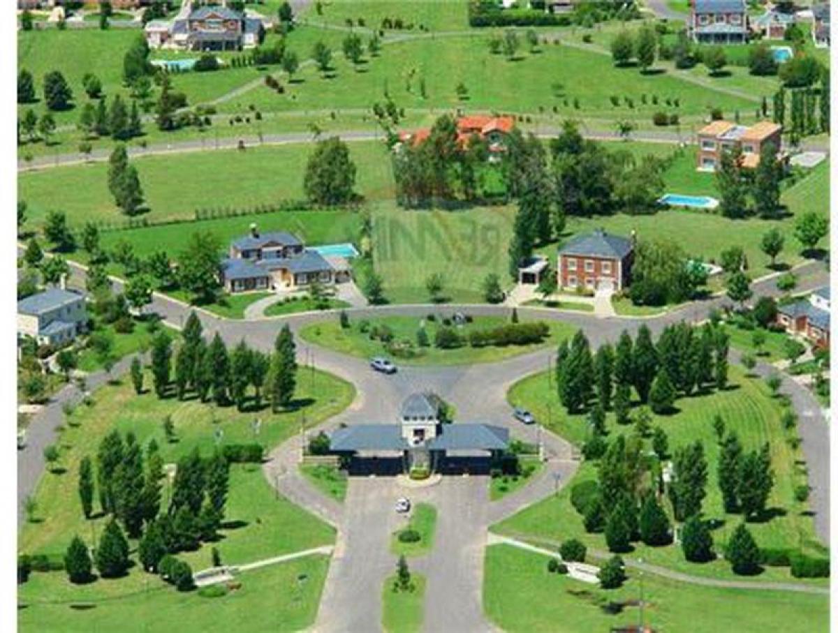 Terrain à Pilar, Argentina No. 31868