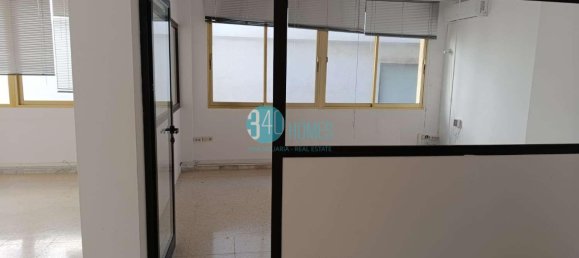 79m² Office in Fuengirola, Spain No. 128889 3