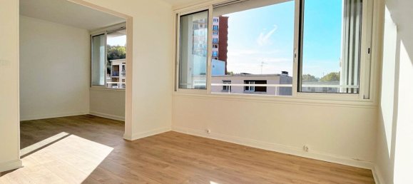 2 Schlafzimmer Wohnung in Pantin, France, Nr. 182535 2