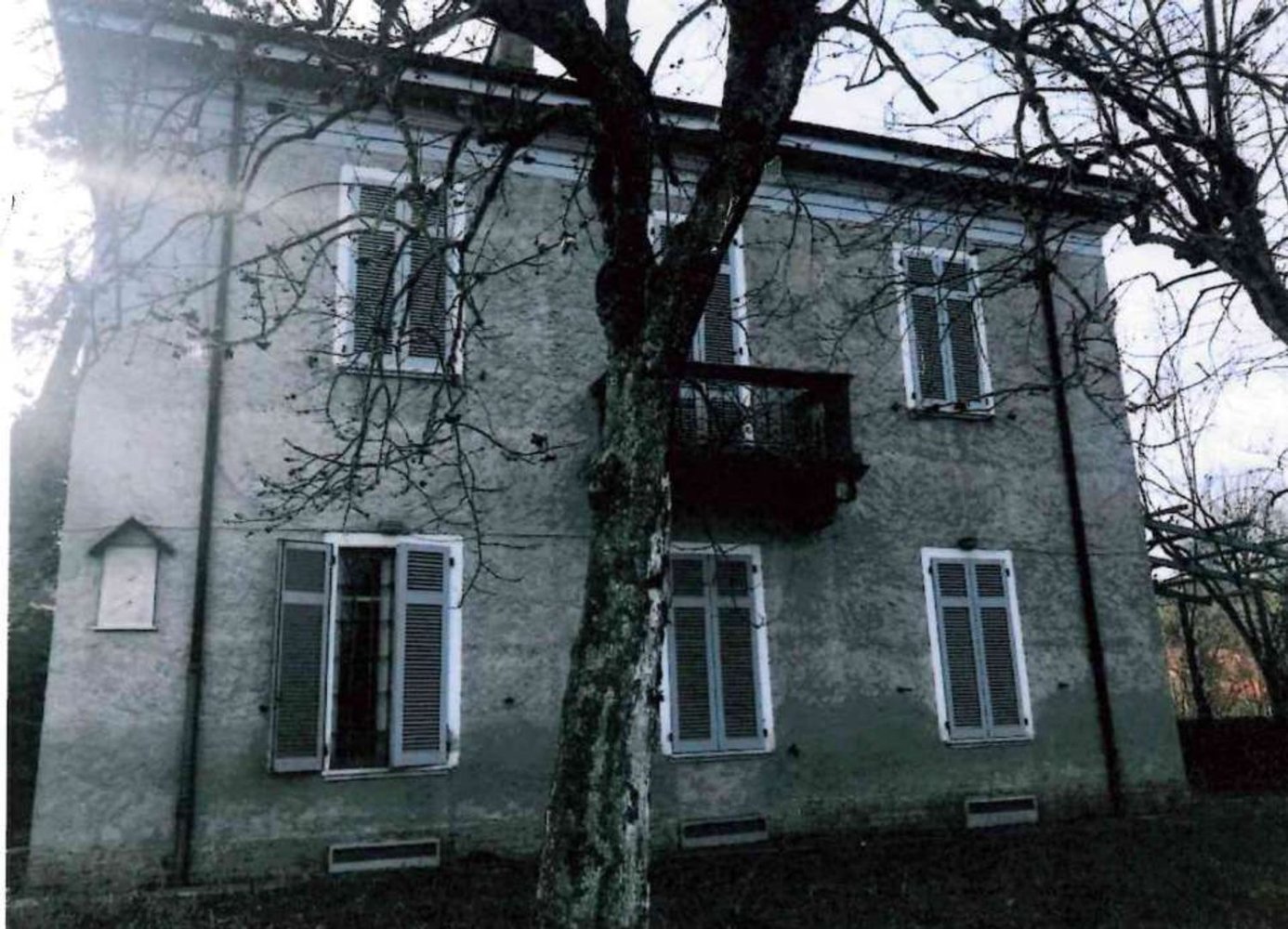 5 bedrooms Apartment in Tortona, Italy No. 366878