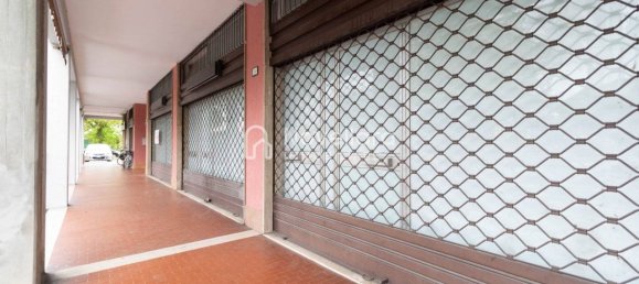 Gewerbliche Immobilie in Novellara, Italy 120m², Nr. 176755 9