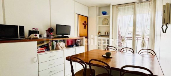 Apartamento T3 em Rho, Italy N.º 266860 8