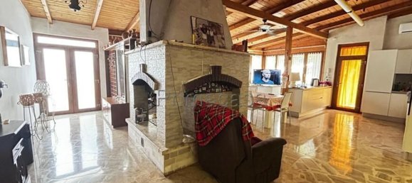 Apartamento de 2 dormitorios en Nuvolento, Italy No. 364291 8