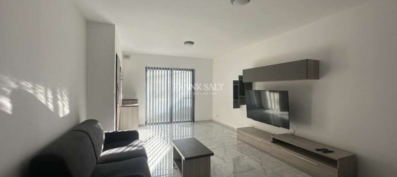 3 chambres Appartement à Luqa, Malta No. 8230 3