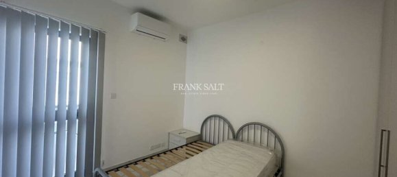 3 chambres Appartement à Luqa, Malta No. 8230 14