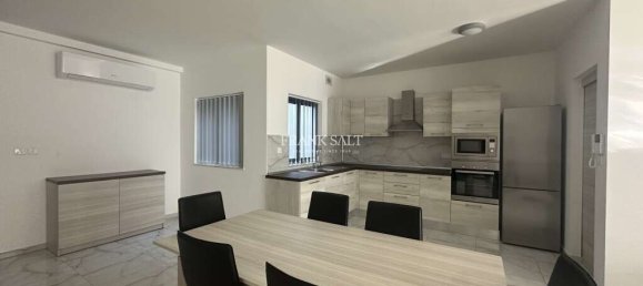 3 chambres Appartement à Luqa, Malta No. 8230 4