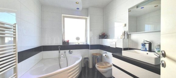 Дом с 5 комнатами в Ахен, Германия № 37870 13