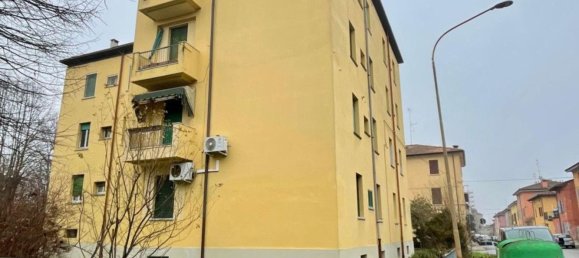 Apartamento de 3 dormitorios en Crevalcore, Italy No. 313024 2