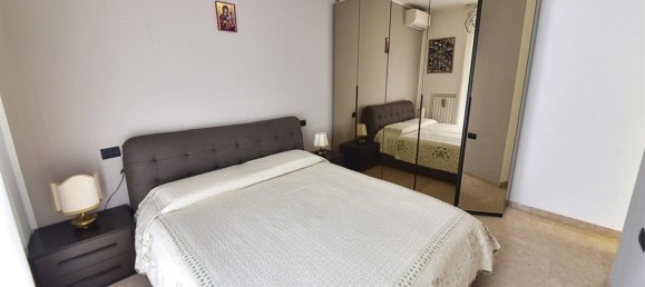4 rooms House in Bernareggio, Italy No. 260012 3