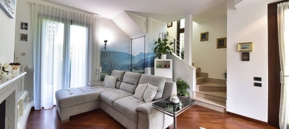 4 rooms House in Bernareggio, Italy No. 260012 41
