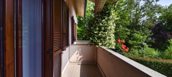 4 rooms House in Bernareggio, Italy No. 260012 6