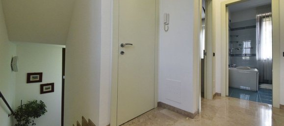 4 rooms House in Bernareggio, Italy No. 260012 2