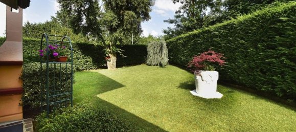 4 rooms House in Bernareggio, Italy No. 260012 35