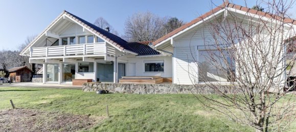 5 bedrooms House in Orcines, France No. 204816 2