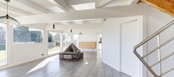 5 bedrooms House in Orcines, France No. 204816 4