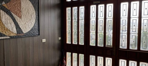 6 rooms Apartment in Avellino, Italy No. 153912 3