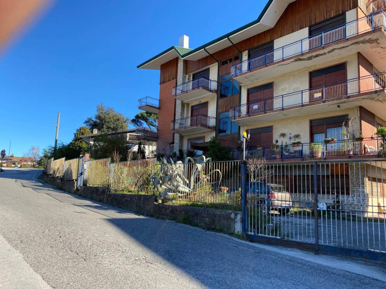 6 rooms Apartment in Avellino, Italy No. 153912