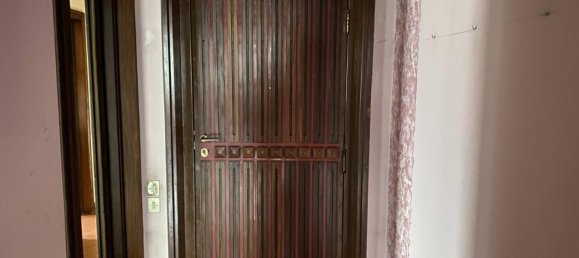 6 rooms Apartment in Avellino, Italy No. 153912 22