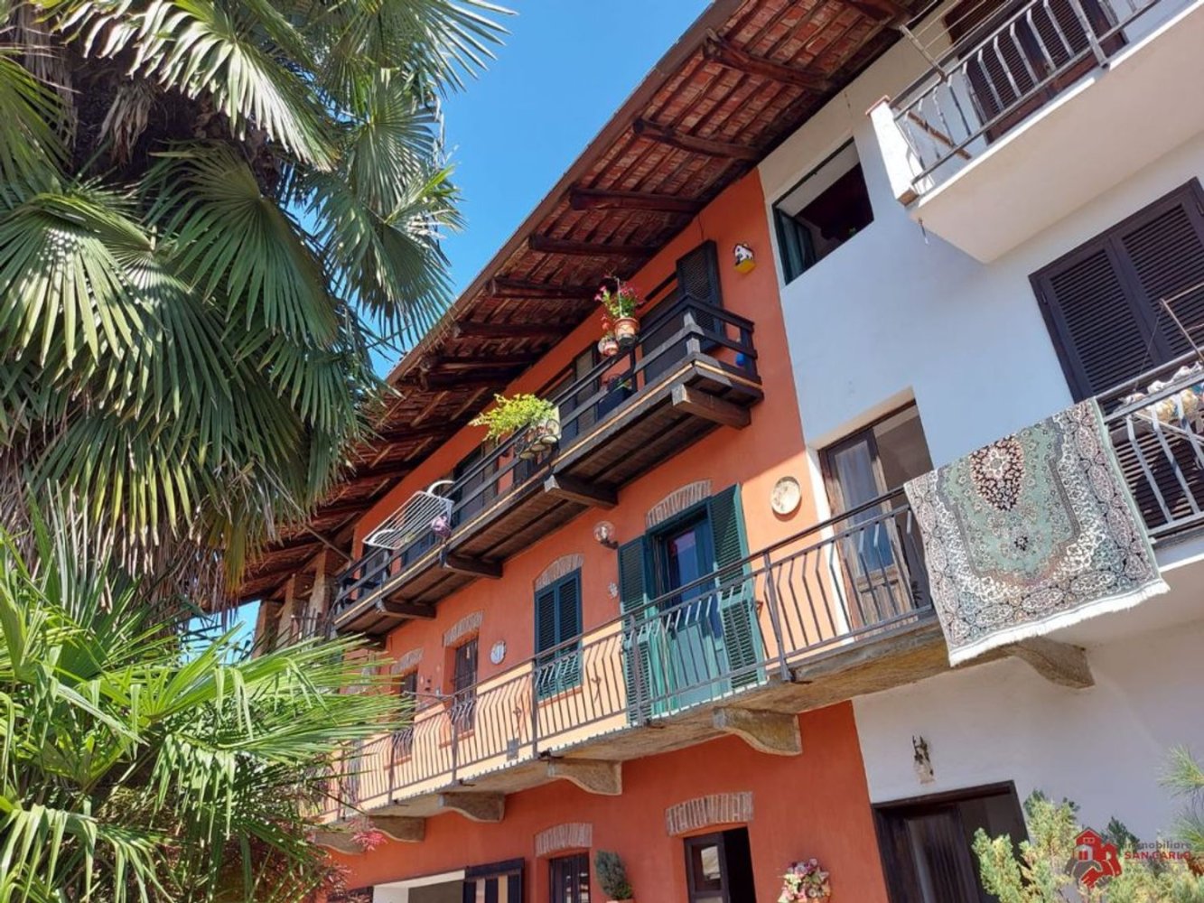 Casa de 4 habitaciónes en Barbania, Italy No. 166167